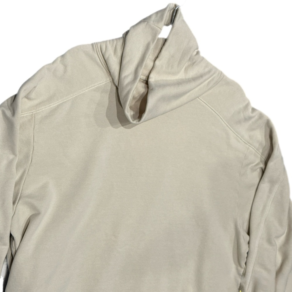 NAP Loungewear Cream Boxy Turtleneck Sweatshirt | Size Small | Like New - Picture 4 of 5